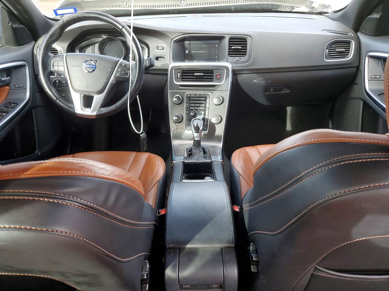 2015 VOLVO S60 PREMIER+ photo 15