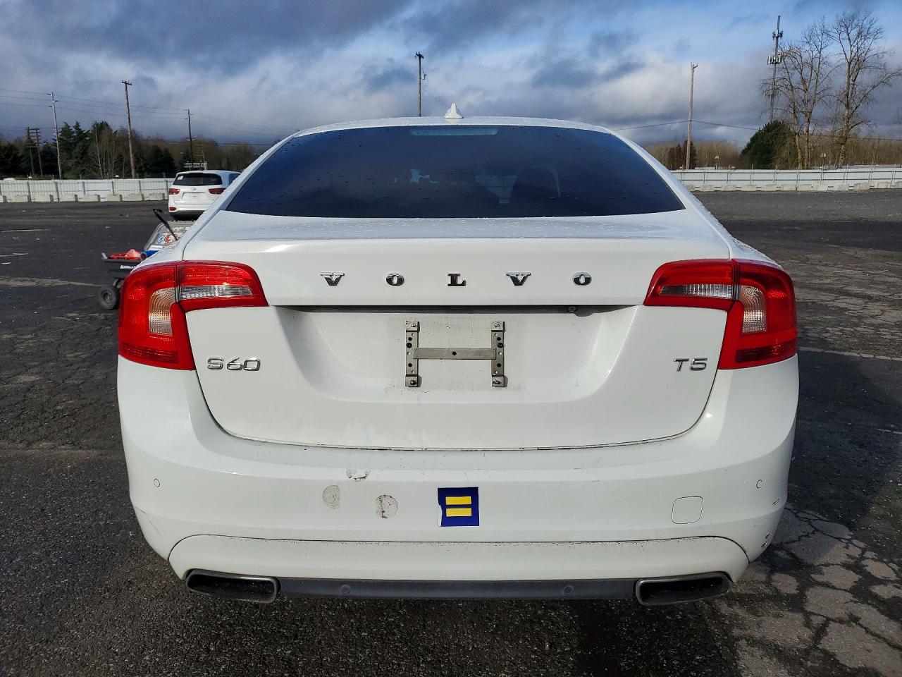 2015 VOLVO S60 PREMIER+ photo 11