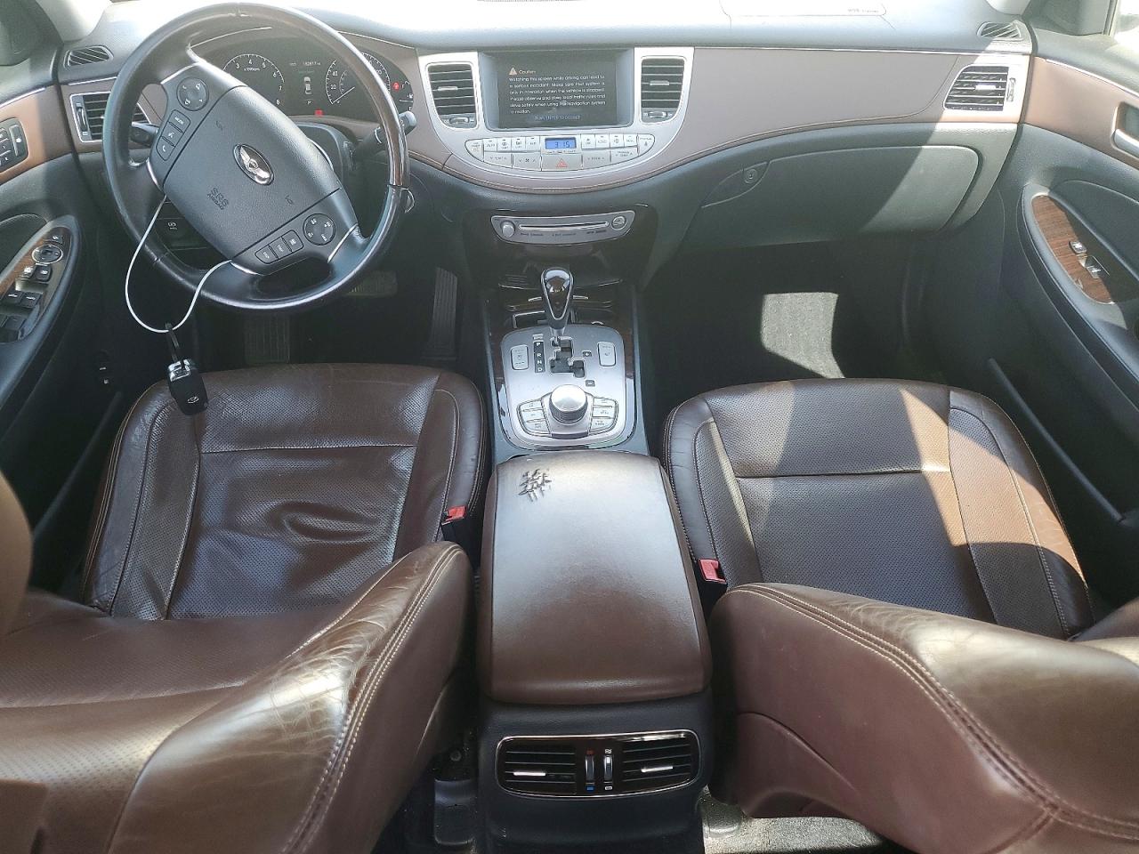 2012 HYUNDAI GENESIS 4.6L photo 8