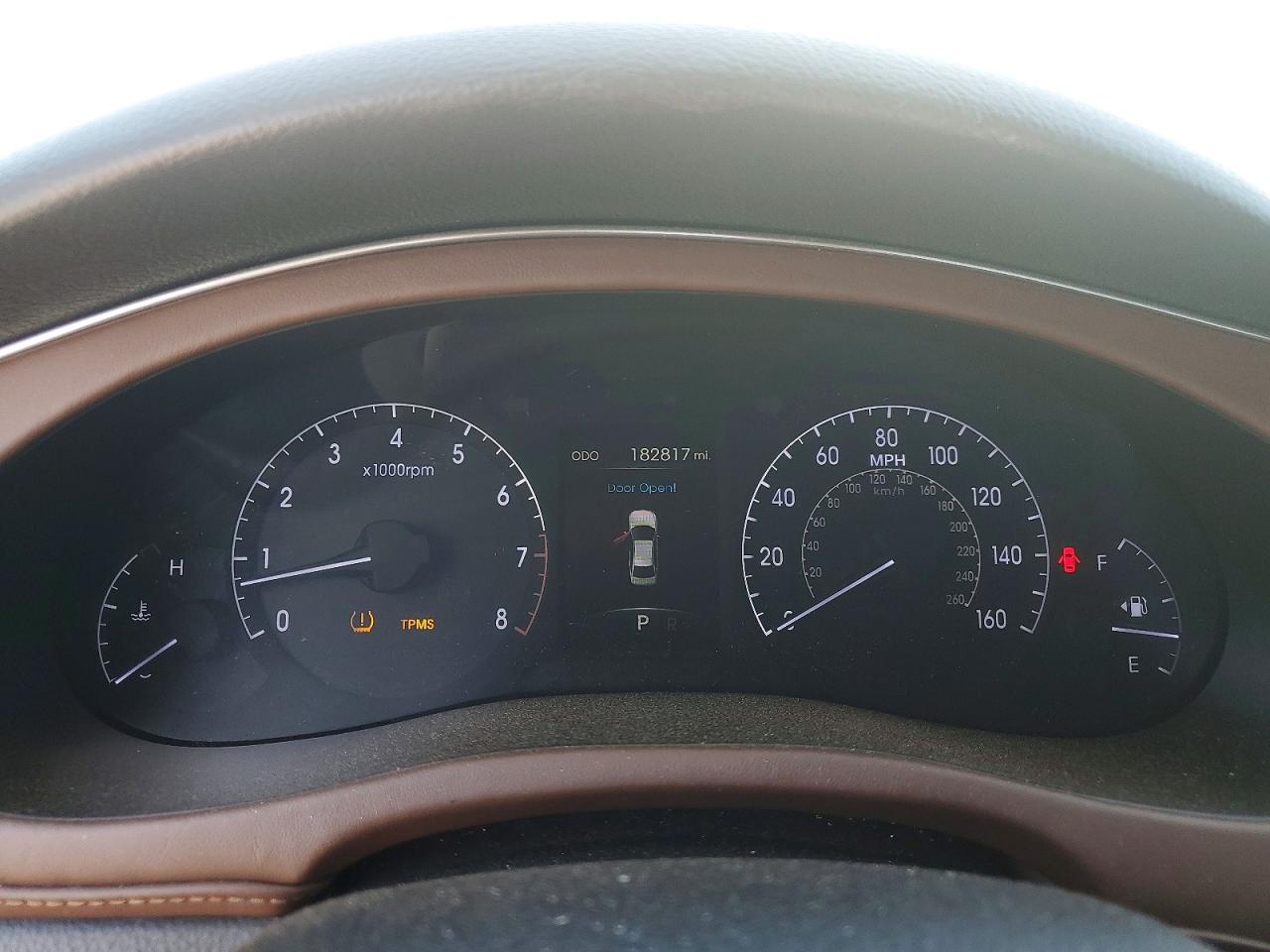 2012 HYUNDAI GENESIS 4.6L photo 9