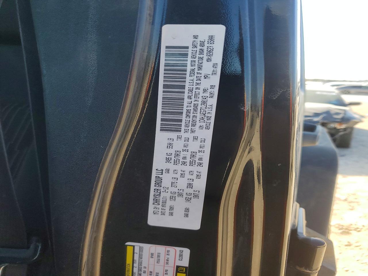 2012 JEEP WRANGLER UNLIMITED SAHARA photo 37
