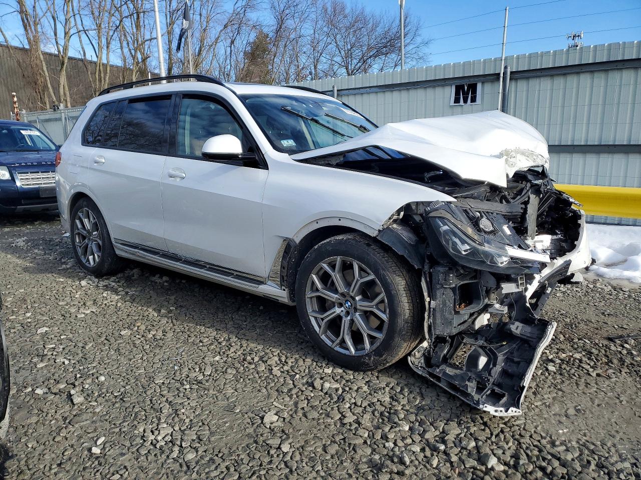 2021 BMW X7 XDRIVE40I photo 4