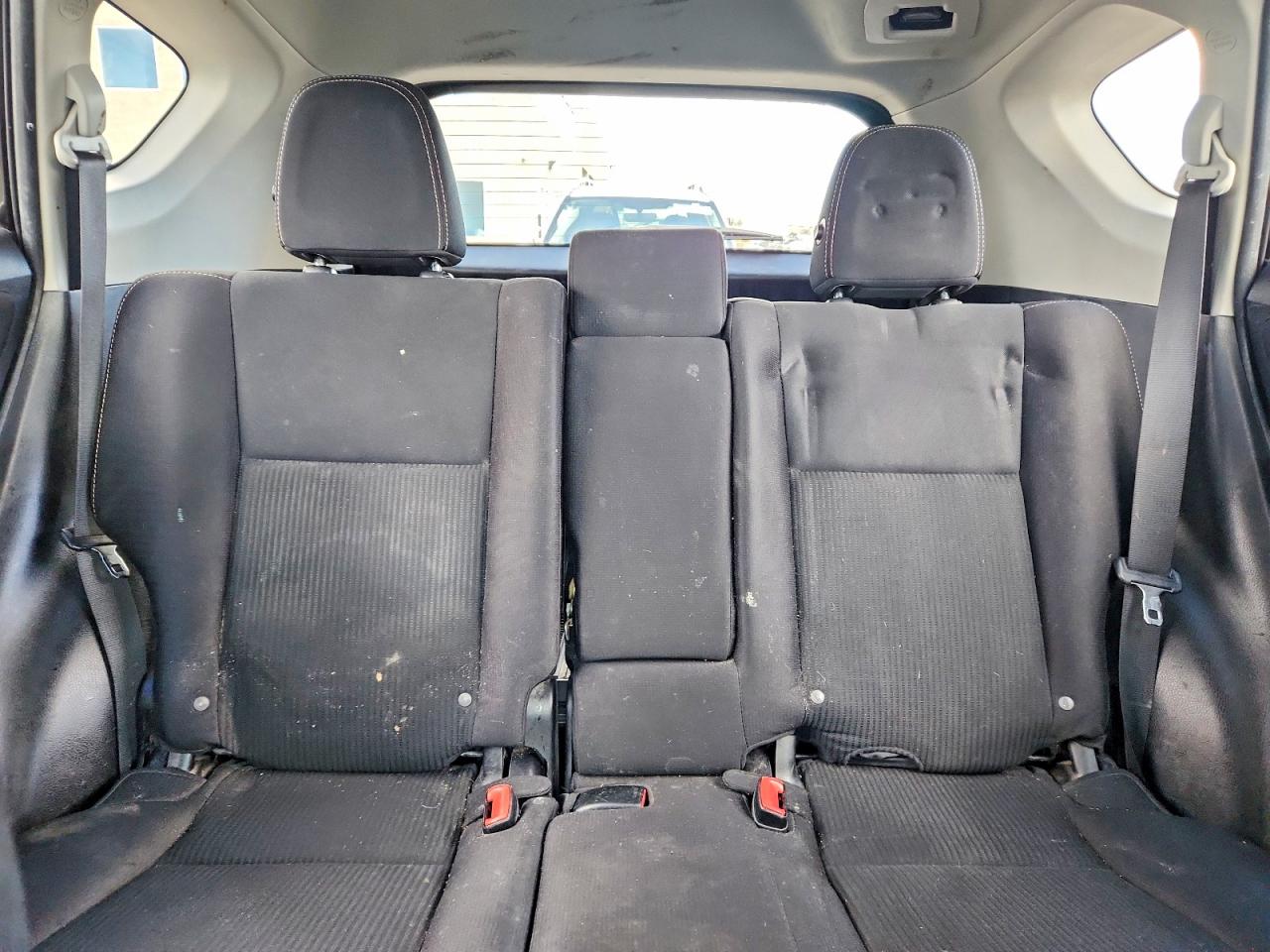 2013 TOYOTA RAV4 XLE photo 10