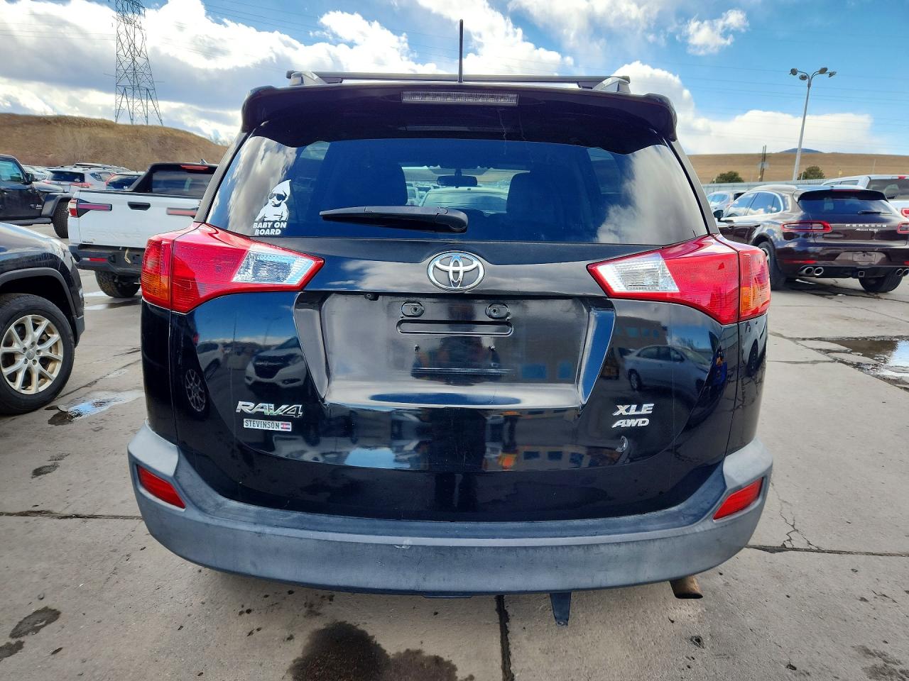 2013 TOYOTA RAV4 XLE photo 6