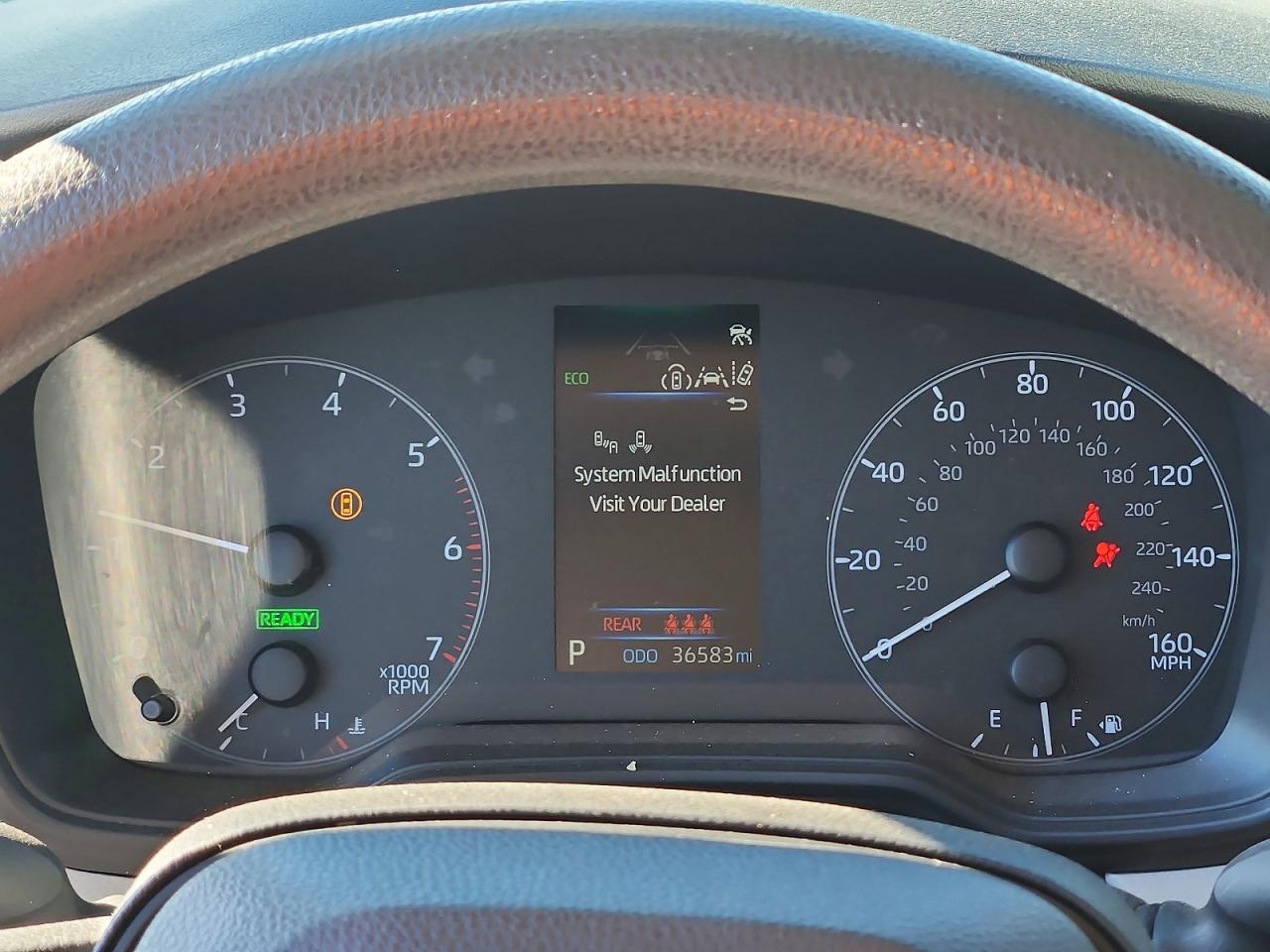 2024 TOYOTA COROLLA LE photo 9