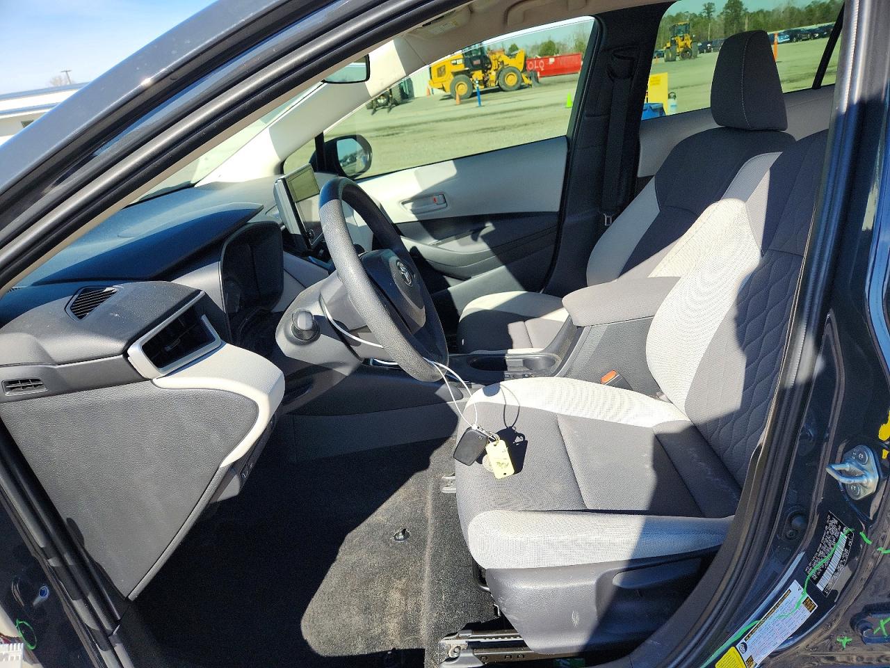 2024 TOYOTA COROLLA LE photo 7