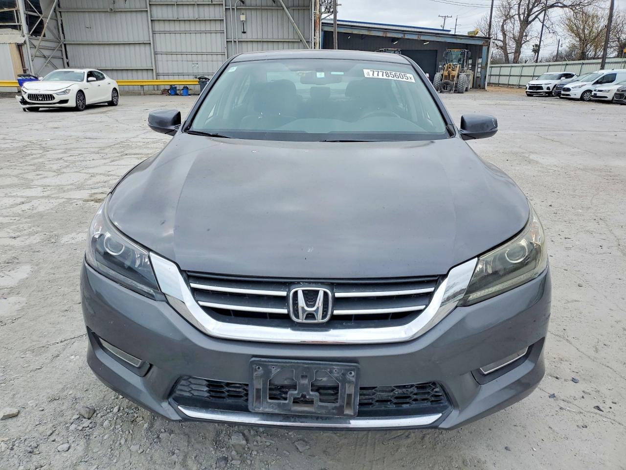 2013 HONDA ACCORD photo 9