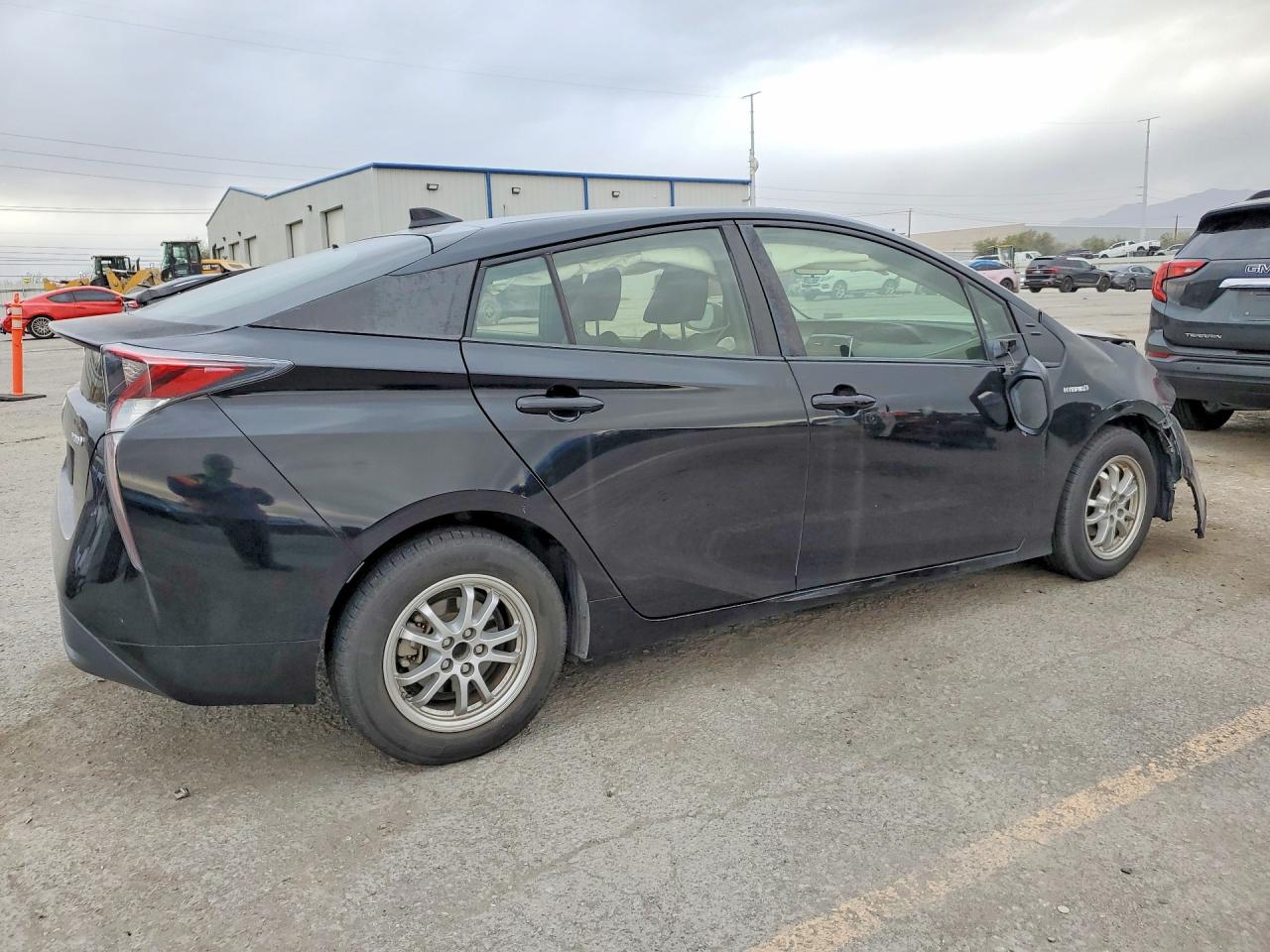 2016 TOYOTA PRIUS photo 7