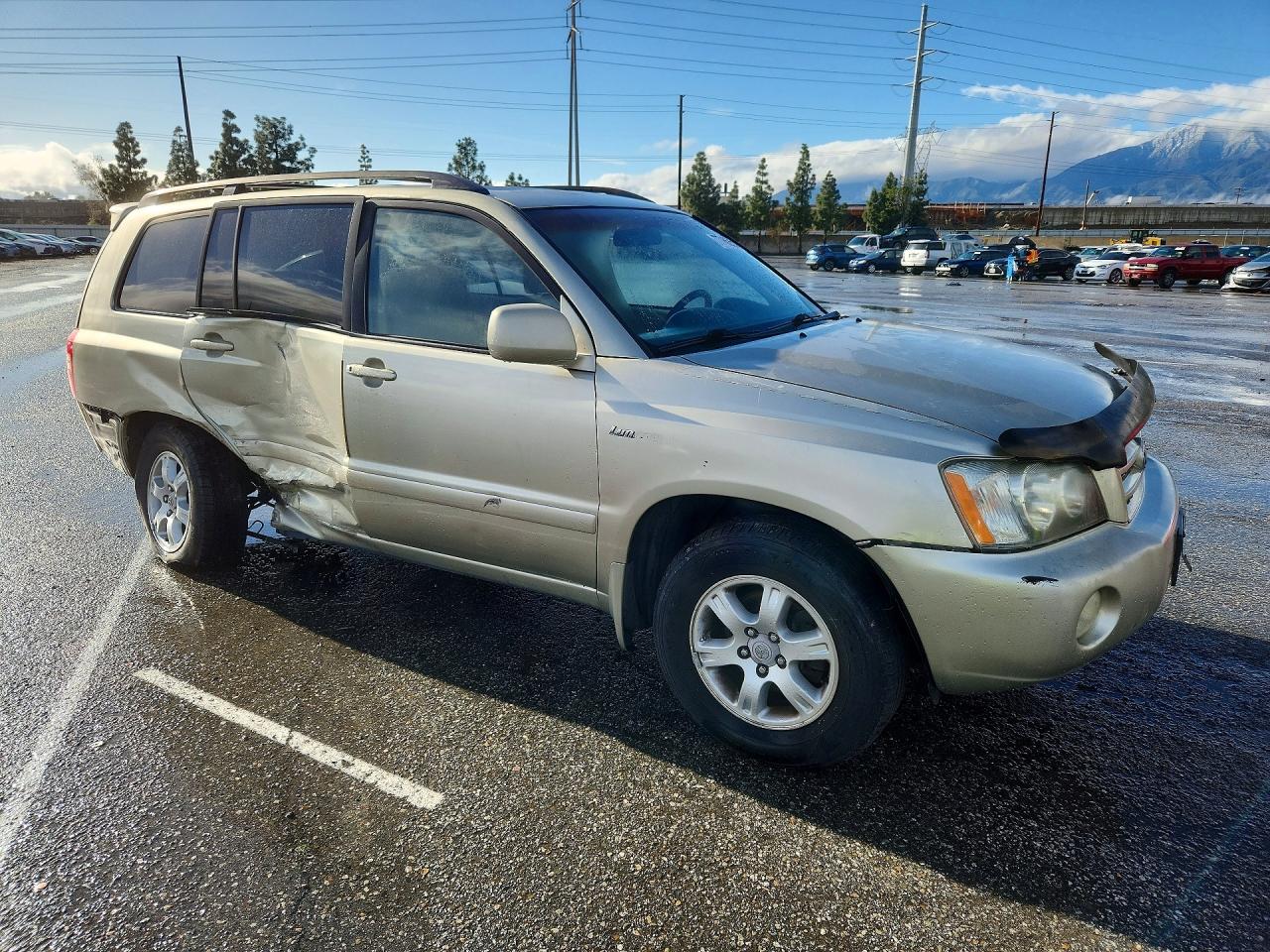 2003 TOYOTA HIGHLANDER LIMITED photo 4