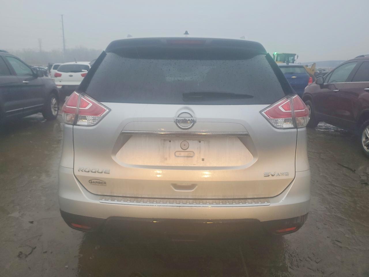 2016 NISSAN ROGUE S photo 6