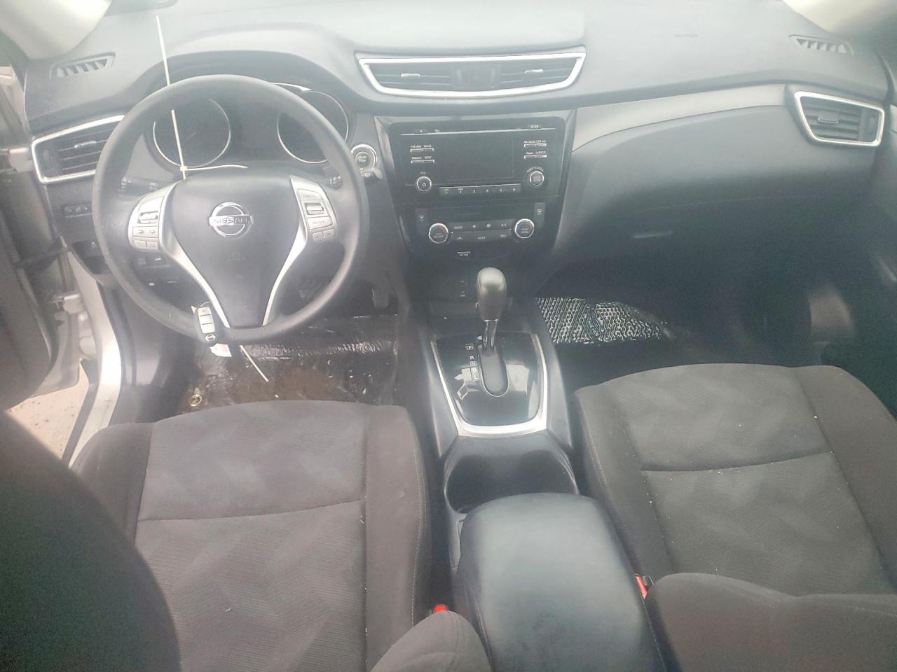 2016 NISSAN ROGUE S photo 8