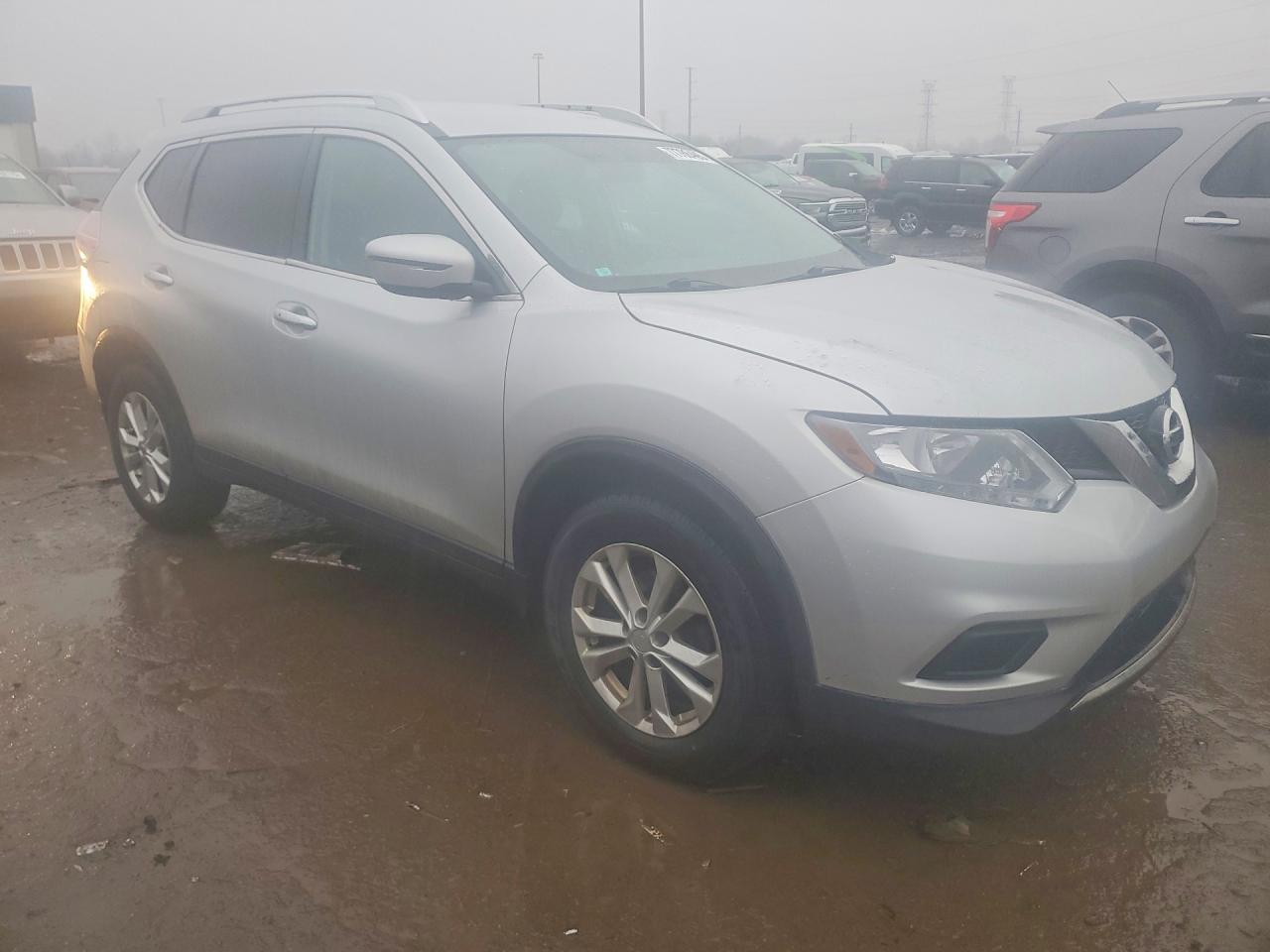 2016 NISSAN ROGUE S photo 4