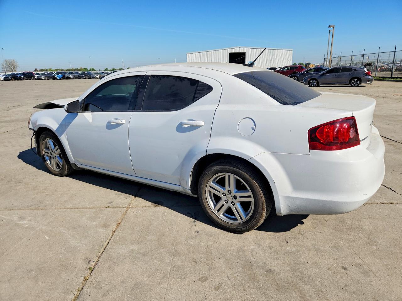 2013 DODGE AVENGER SXT photo 4