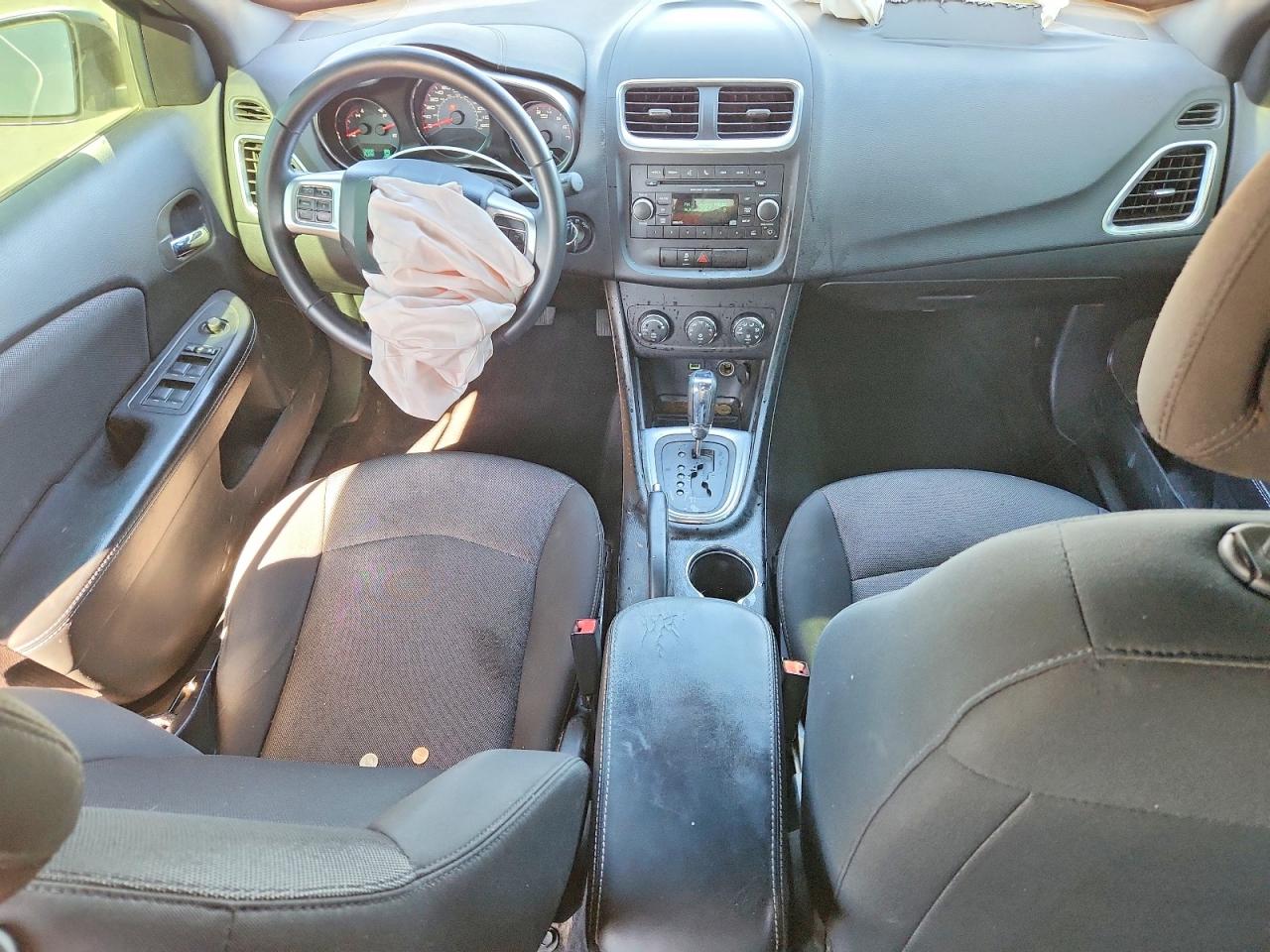 2013 DODGE AVENGER SXT photo 22