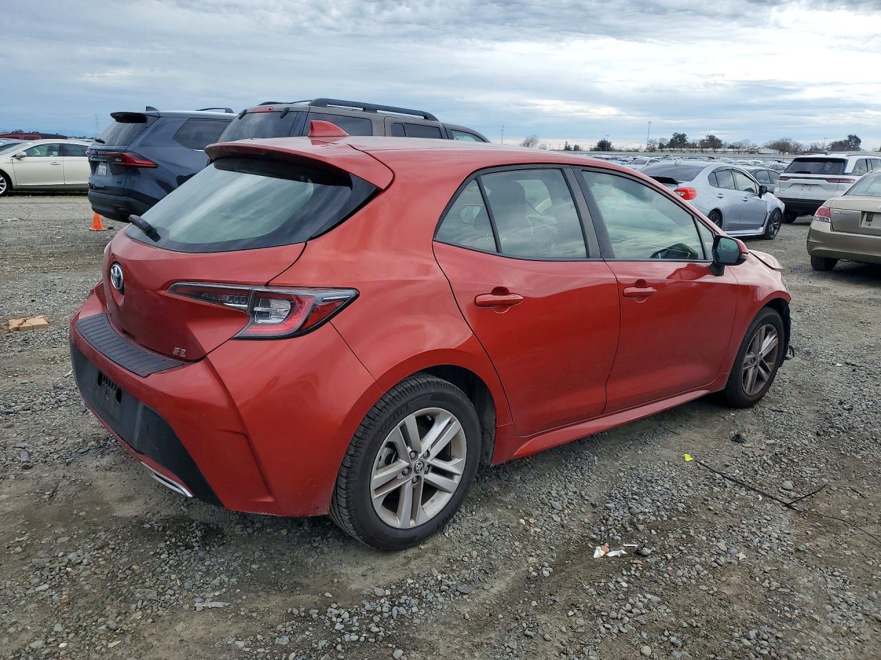 2020 TOYOTA COROLLA SE photo 3