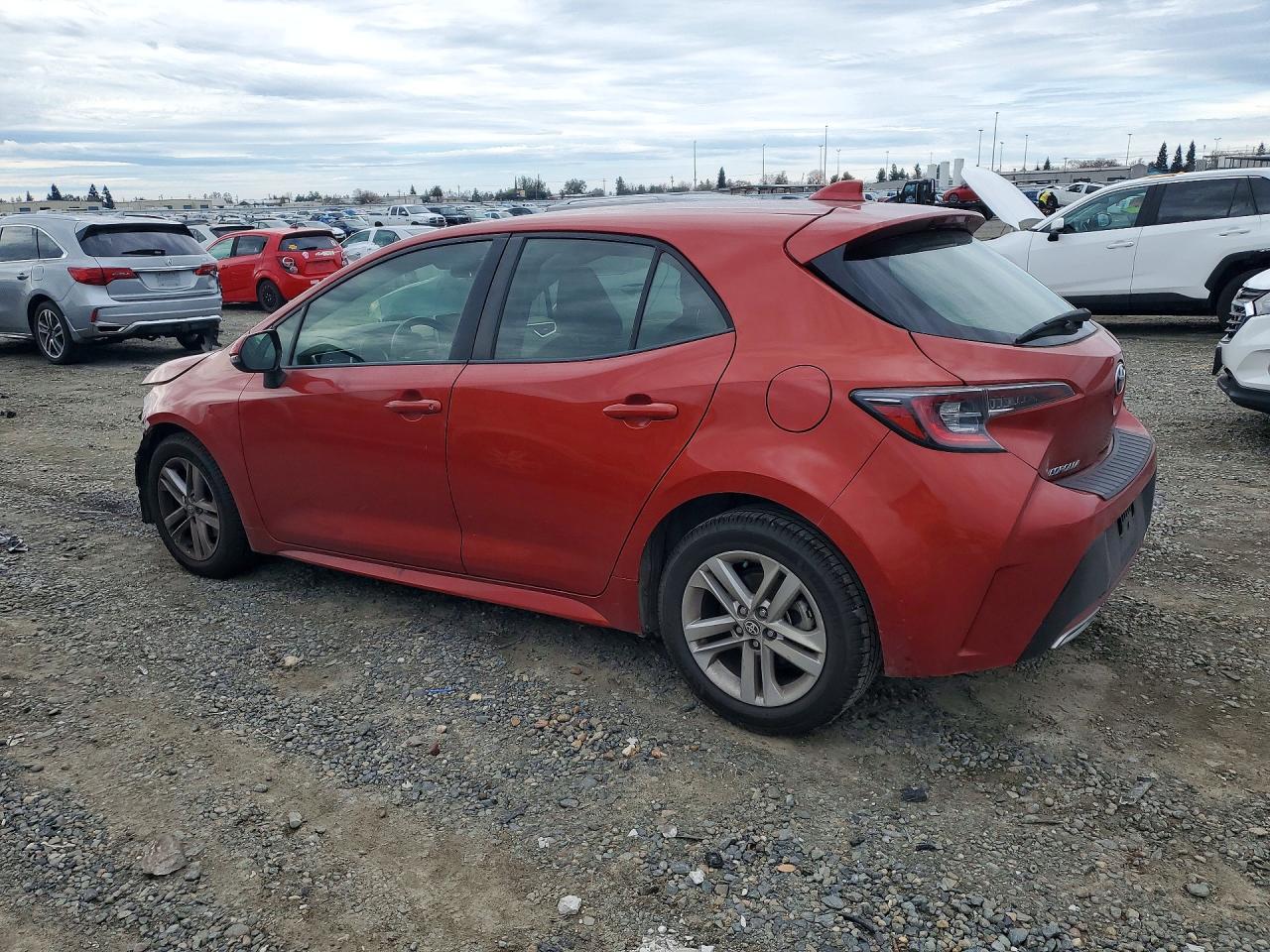 2020 TOYOTA COROLLA SE photo 2