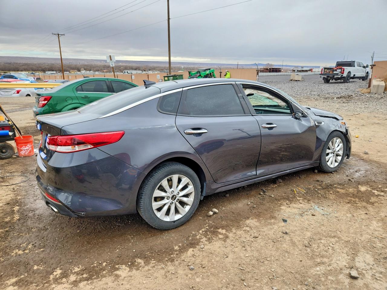 2017 KIA OPTIMA LX photo 3