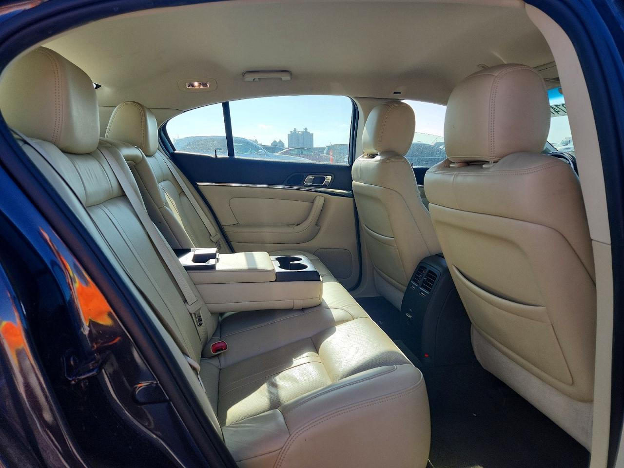 2013 LINCOLN MKS photo 10