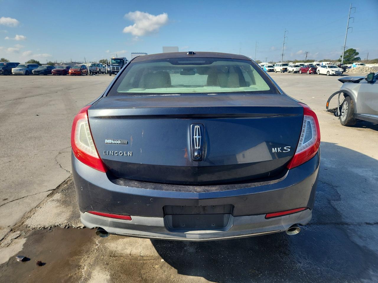 2013 LINCOLN MKS photo 6