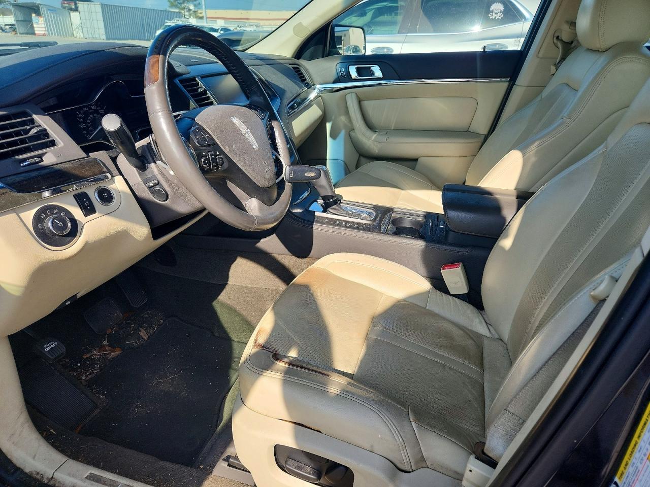 2013 LINCOLN MKS photo 7