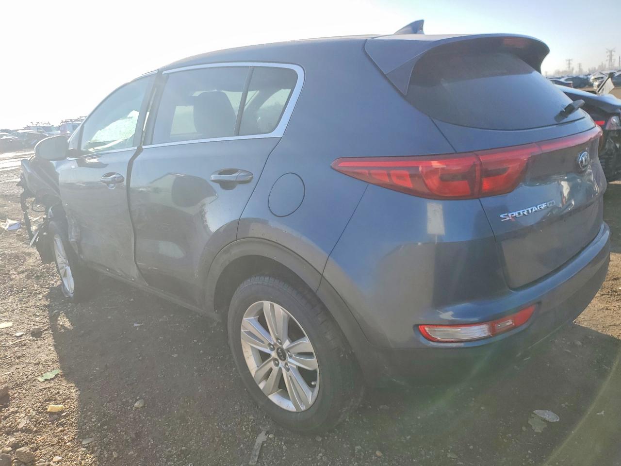 2017 KIA SPORTAGE LX photo 3