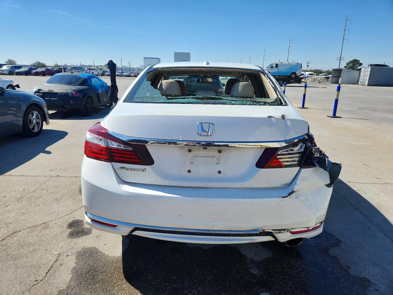 2017 HONDA ACCORD EXL photo 6