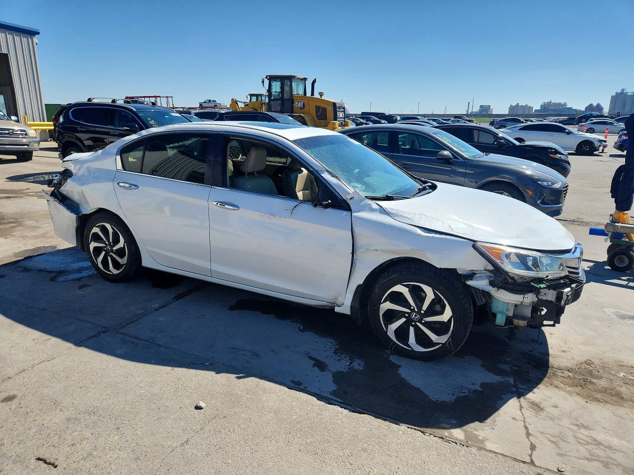 2017 HONDA ACCORD EXL photo 4