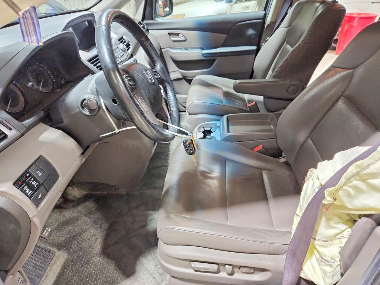 2012 HONDA ODYSSEY EXL photo 13