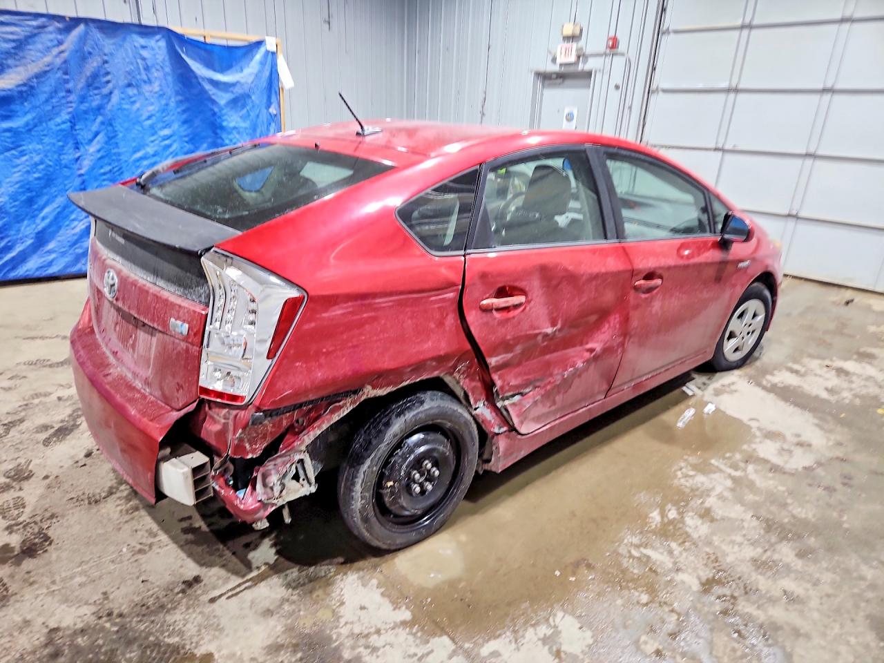 2010 TOYOTA PRIUS photo 3