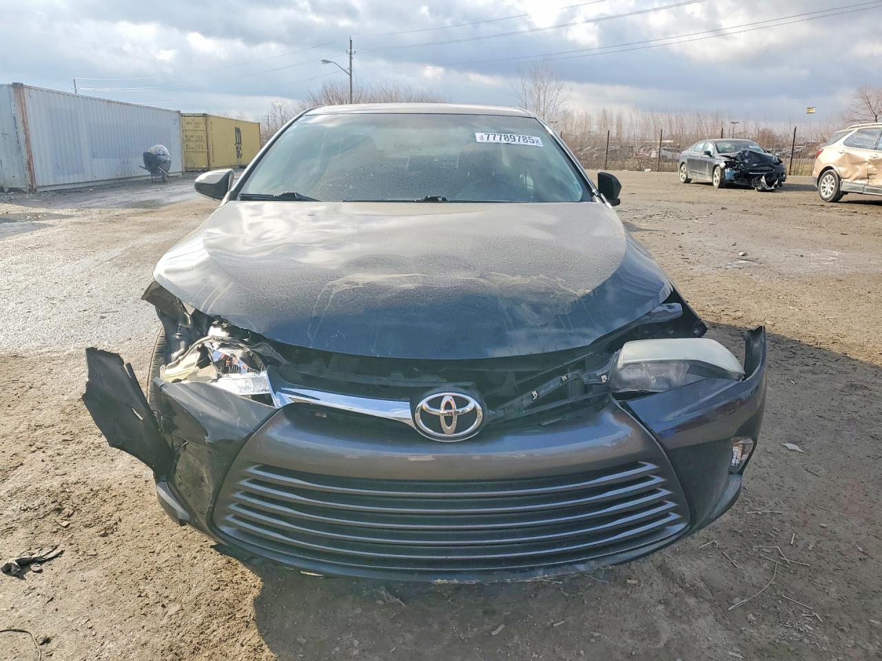 2017 TOYOTA CAMRY LE photo 13