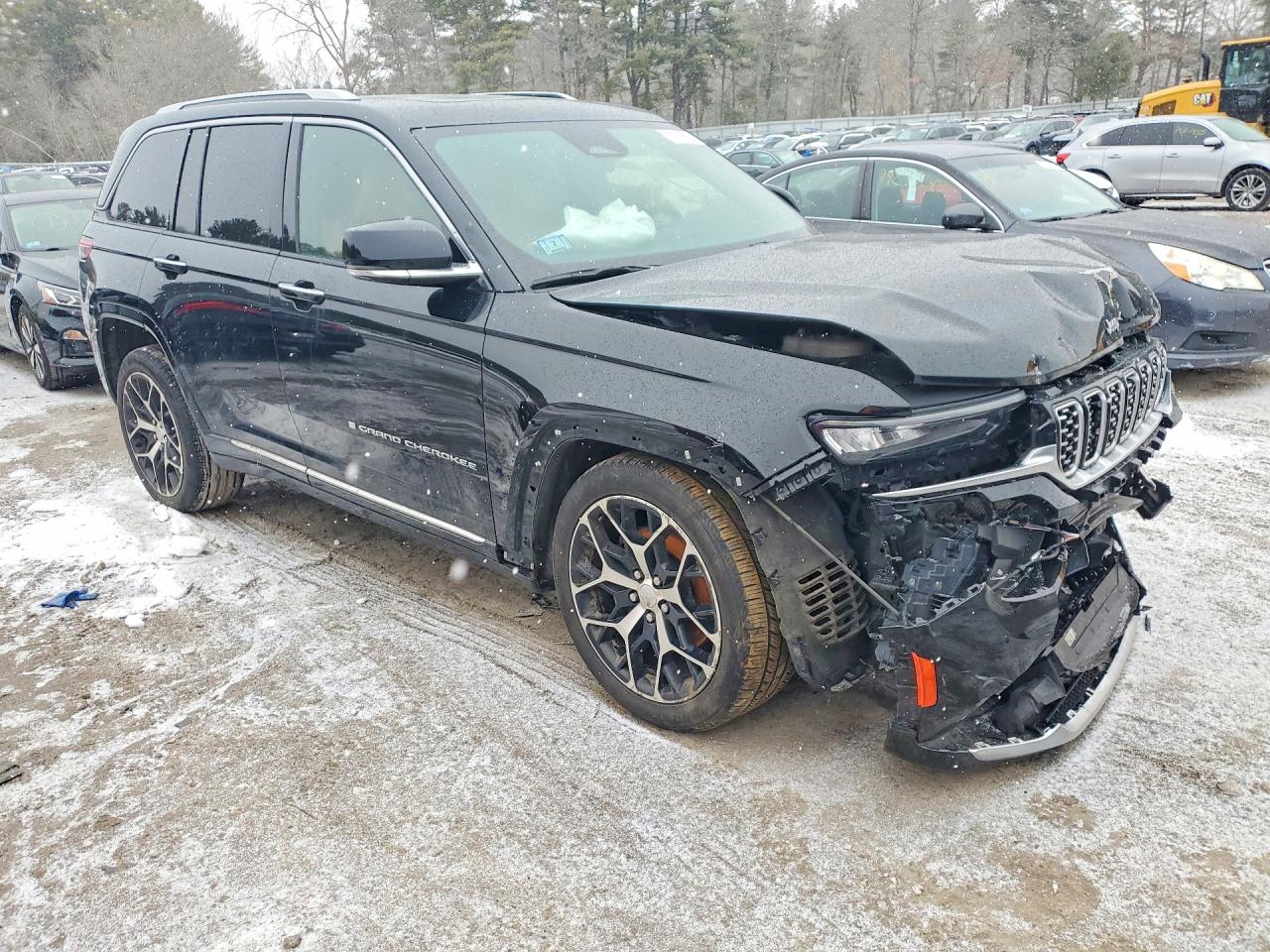 2022 JEEP GRAND CHEROKEE SUMMIT photo 4