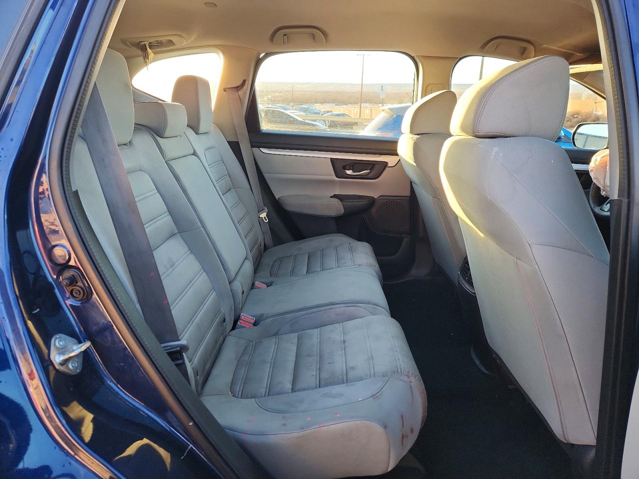 2018 HONDA CR-V LX photo 10