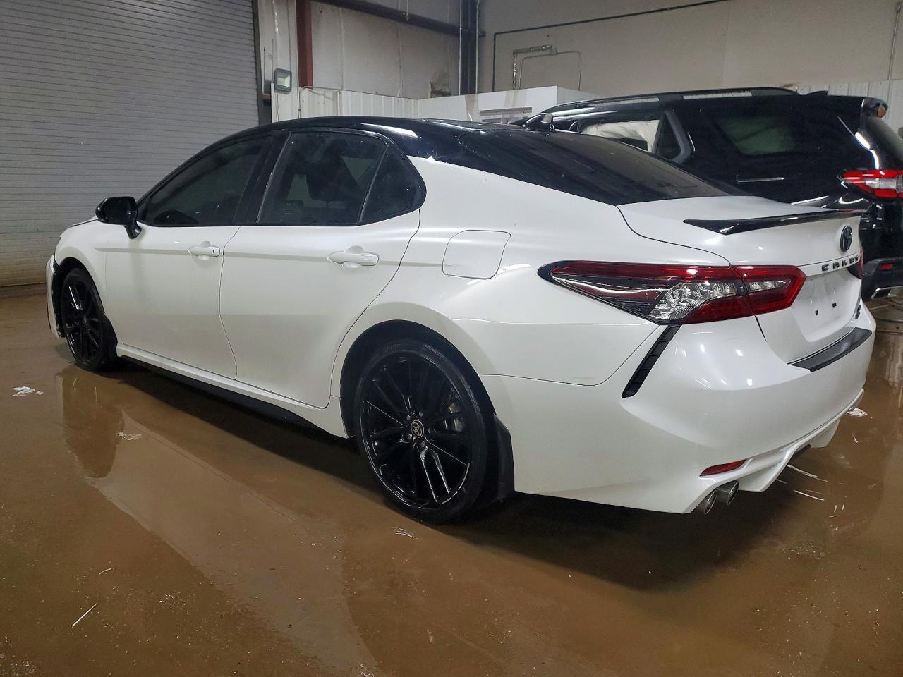 2024 TOYOTA CAMRY XSE photo 3