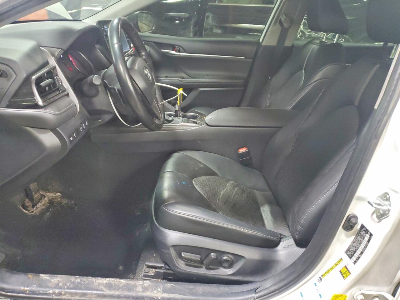 2024 TOYOTA CAMRY XSE photo 13