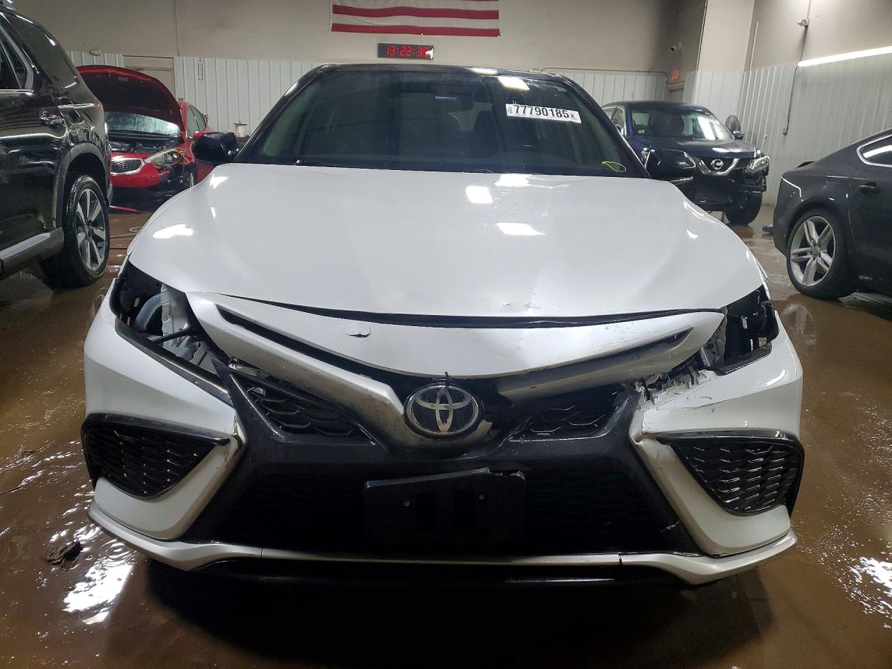 2024 TOYOTA CAMRY XSE photo 9