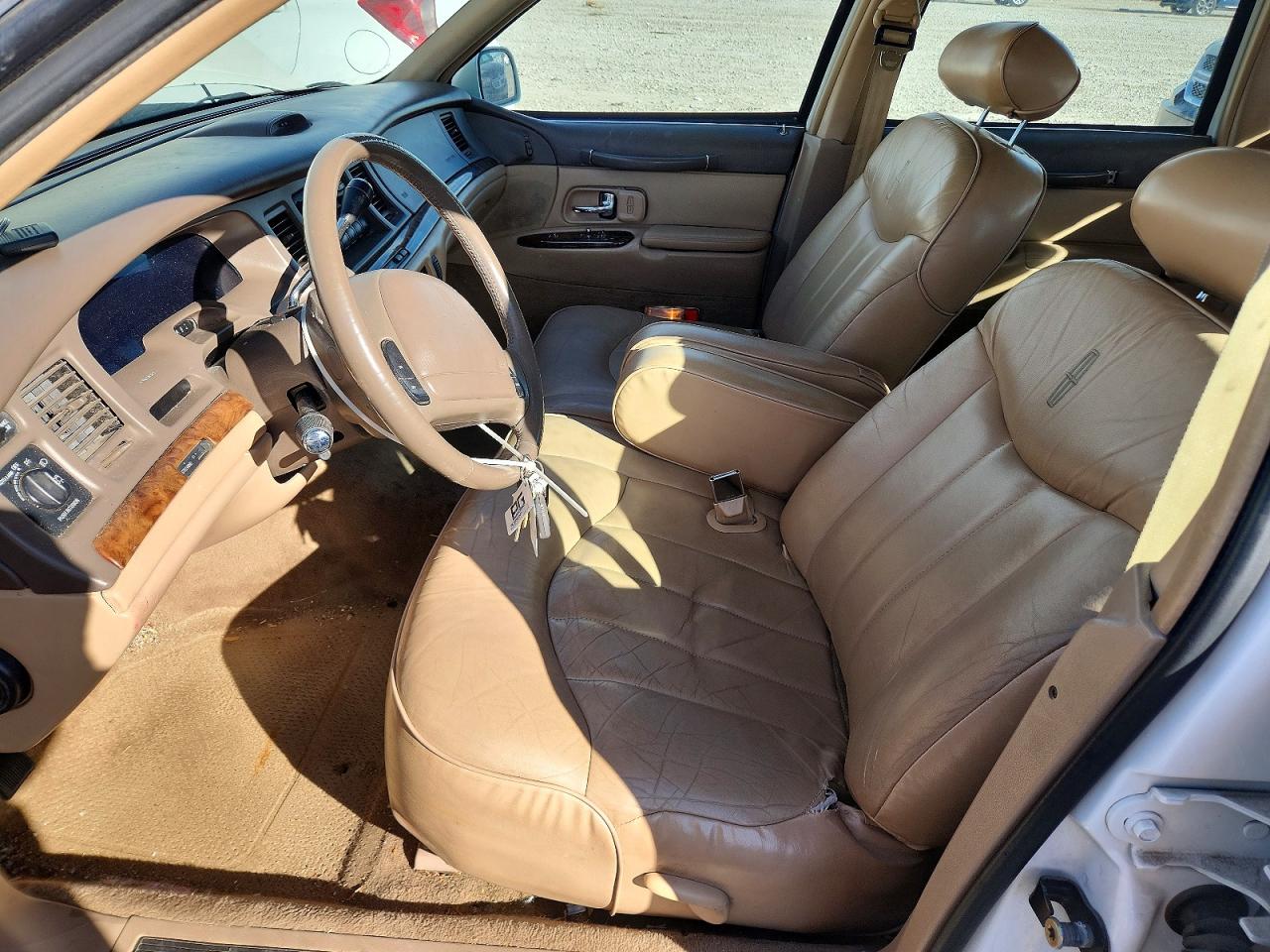 1997 LINCOLN TOWN CAR EXECUTIVE photo 7