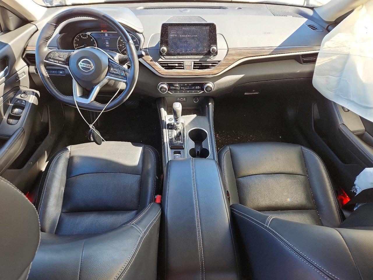 2019 NISSAN ALTIMA PLATINUM photo 8