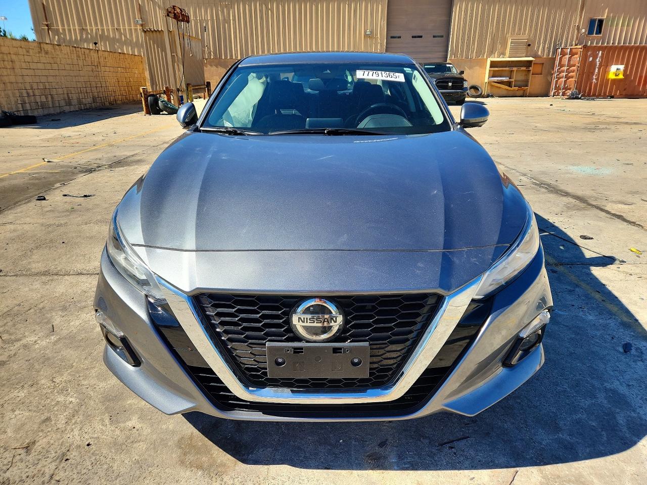2019 NISSAN ALTIMA PLATINUM photo 5