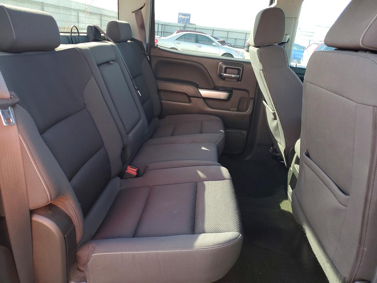 2017 CHEVROLET SILVERADO K1500 LT photo 10