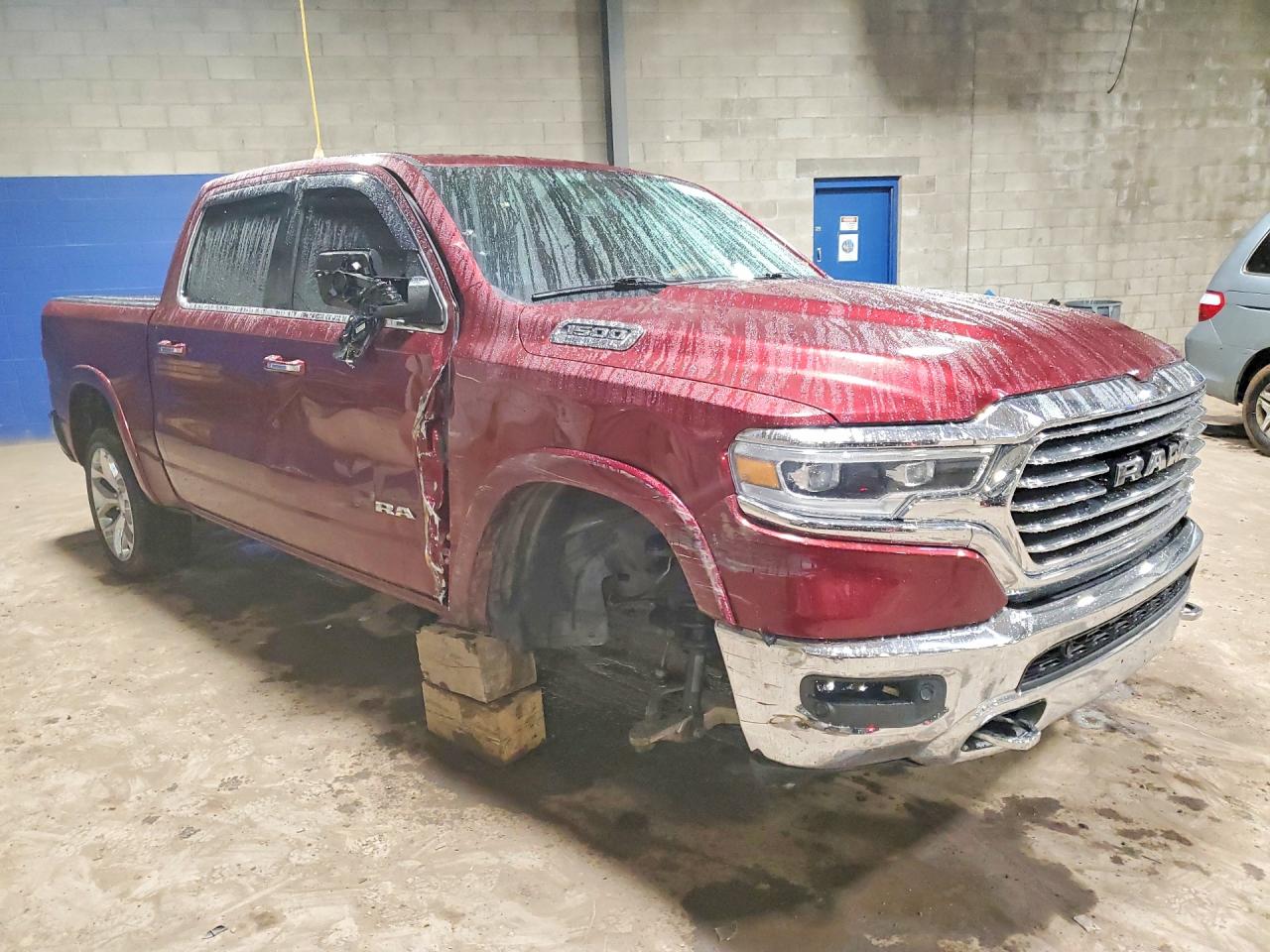 2019 RAM 1500 LONGHORN photo 4
