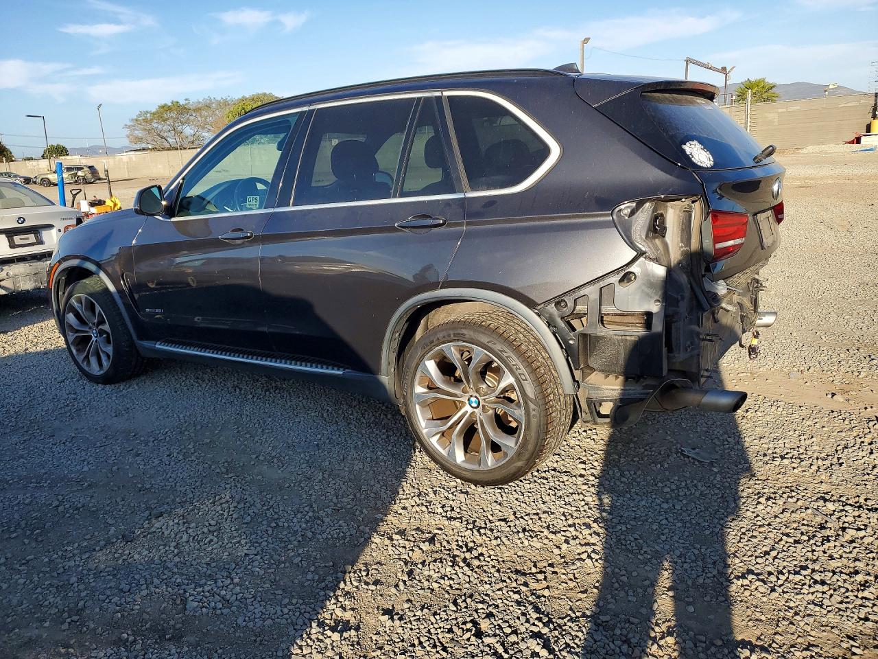 2014 BMW X5 SDRIVE35I photo 3