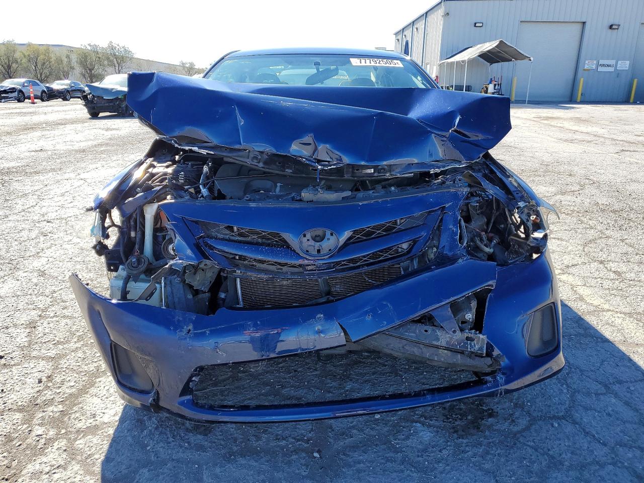 2012 TOYOTA COROLLA LE photo 5