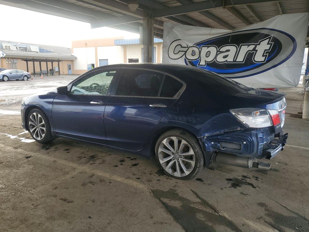 2015 HONDA ACCORD SPORT photo 2