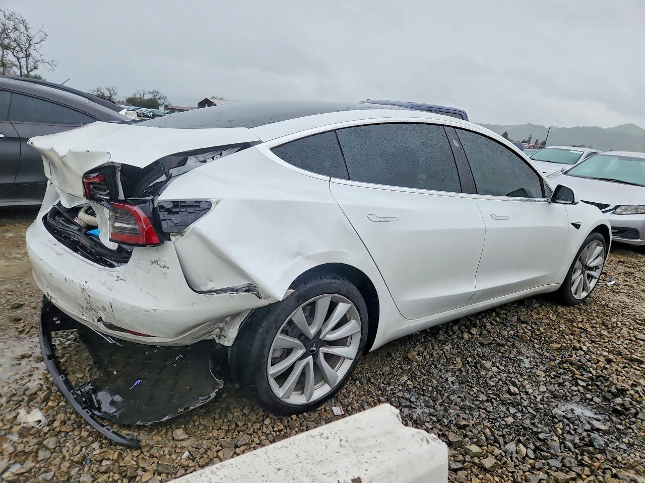 2020 TESLA MODEL 3 photo 3