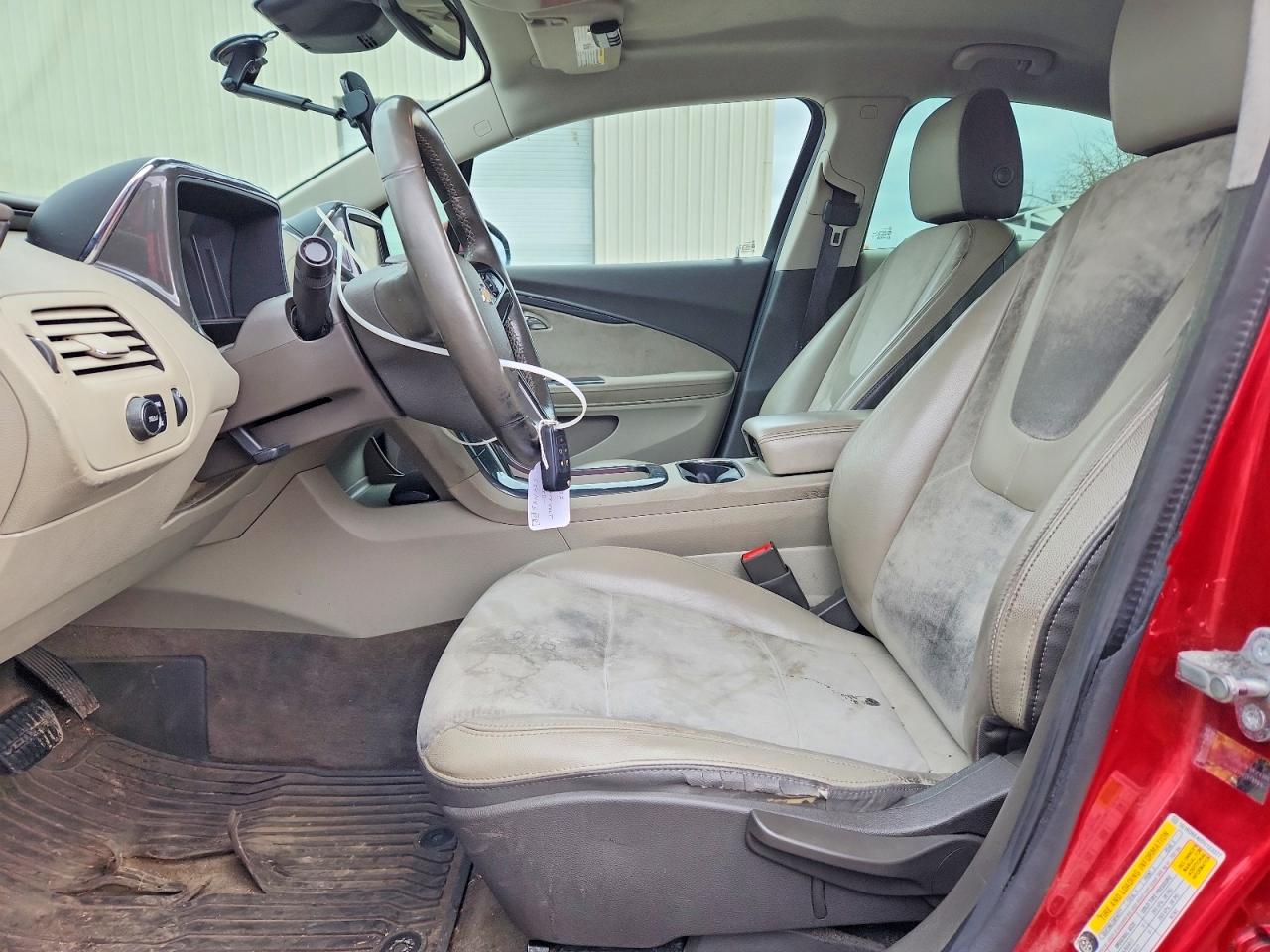 2013 CHEVROLET VOLT photo 7