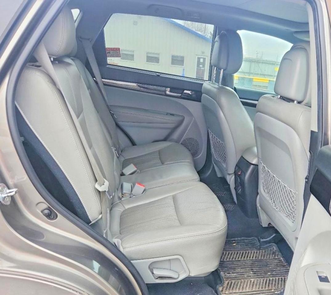 2014 KIA SORENTO SX photo 10