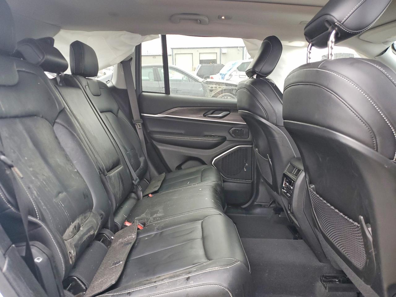 2022 JEEP GRAND CHEROKEE LIMITED photo 11