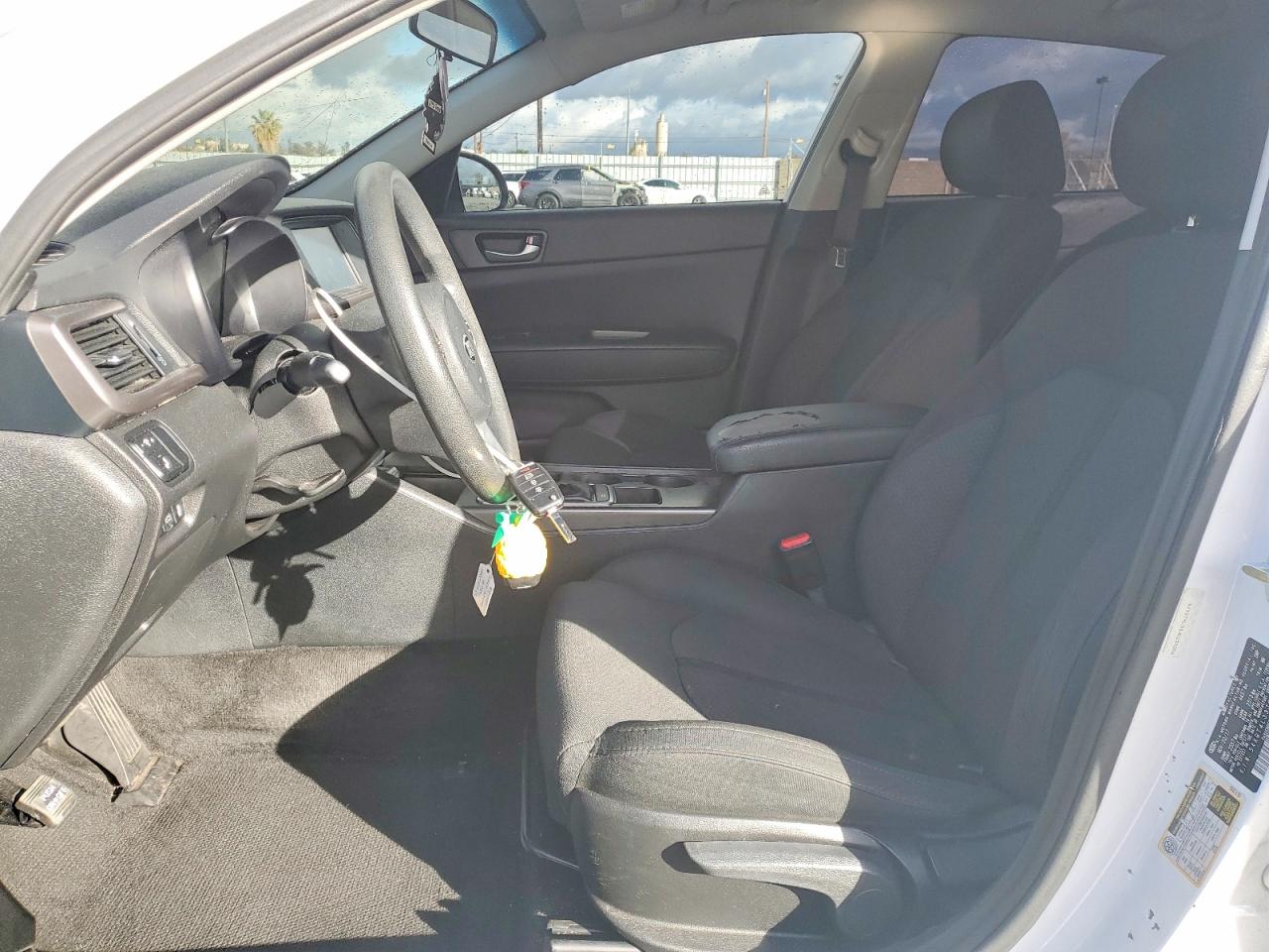 2018 KIA OPTIMA LX photo 13