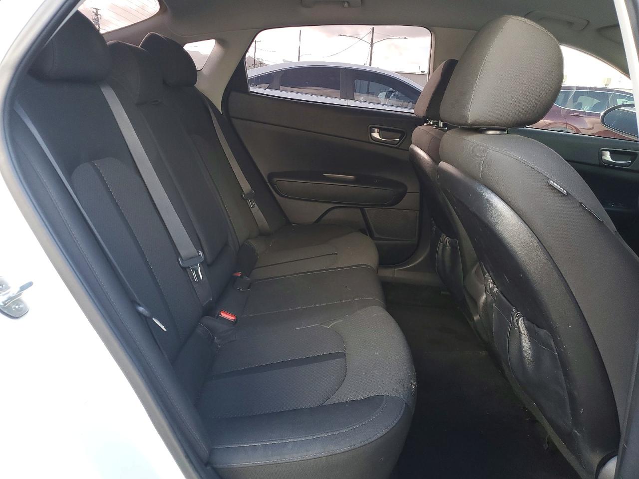 2018 KIA OPTIMA LX photo 19