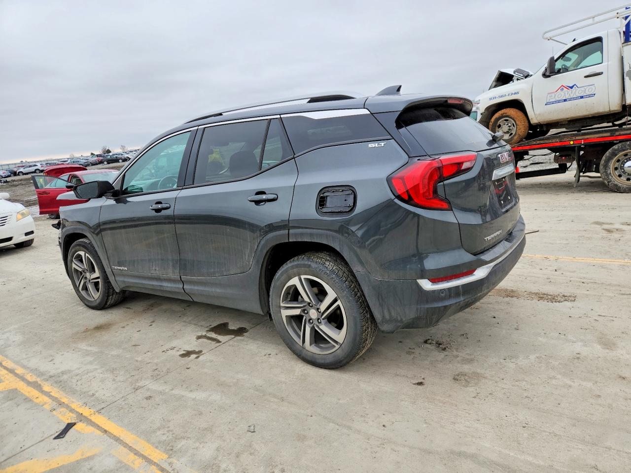 2019 GMC TERRAIN SLT photo 2